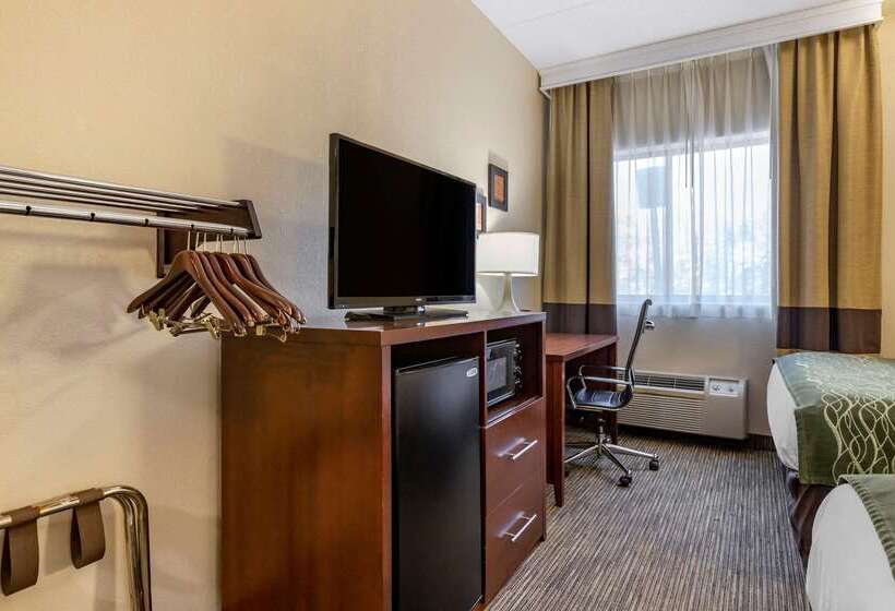 هتل Comfort Inn Warren