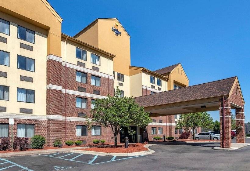 هتل Comfort Inn Warren