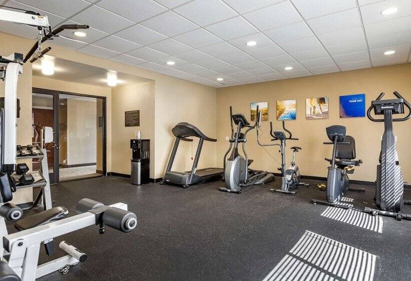 هتل Comfort Inn Warren