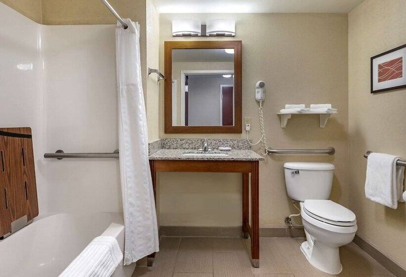 هتل Comfort Inn Warren