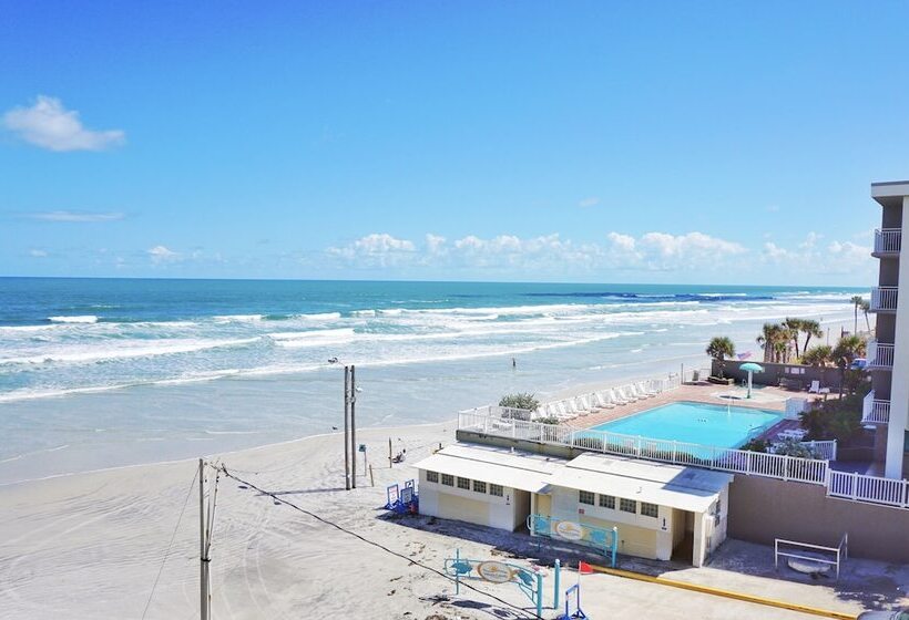 هتل Daytona Inn Studios