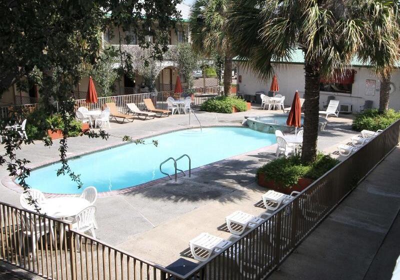 ホテル Family Garden Inn & Suites