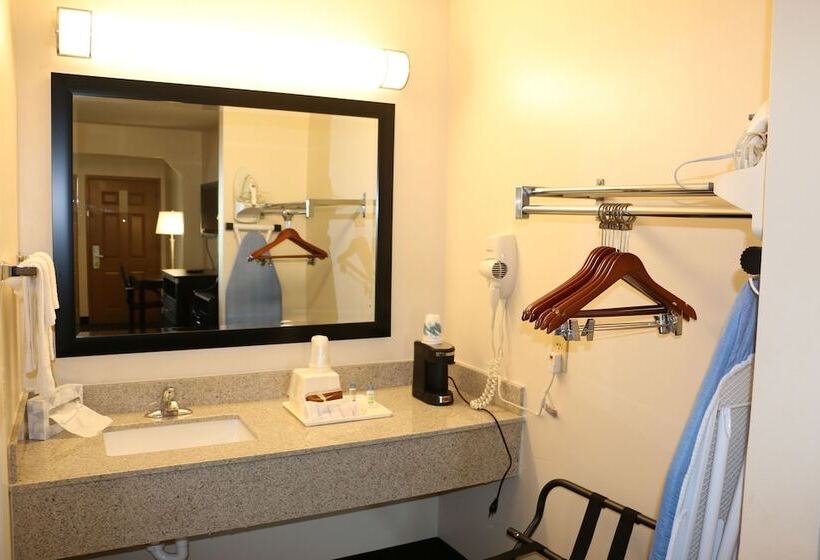 فندق Highland Inn