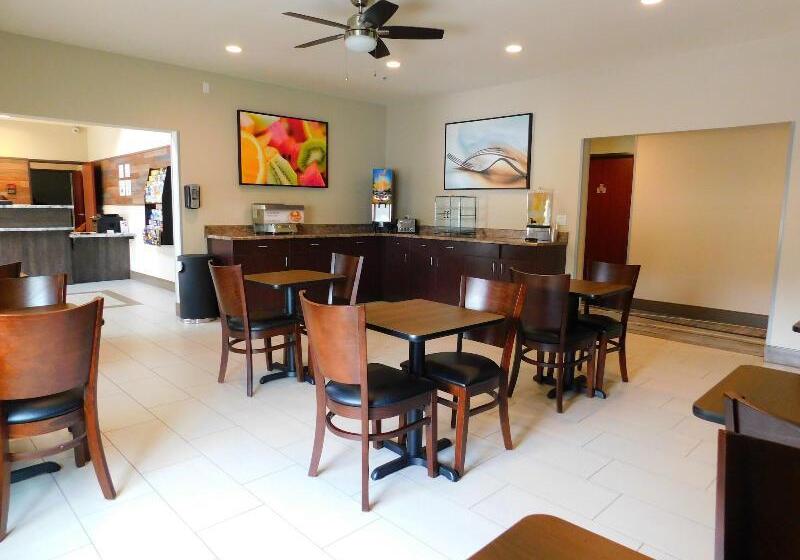هتل Island Suites