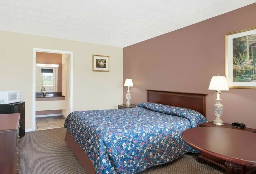 בית מלון כפרי Imperial Inn Grand Blanc