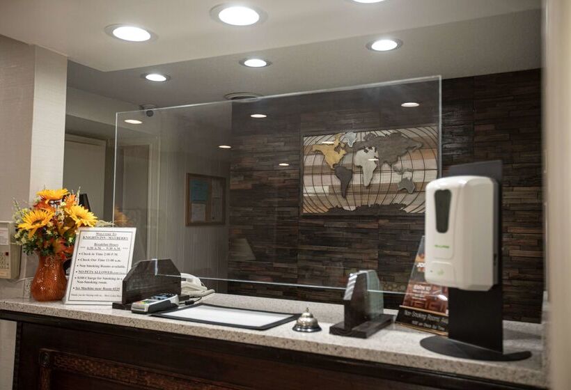 ホテル Knights Inn Mount Airy