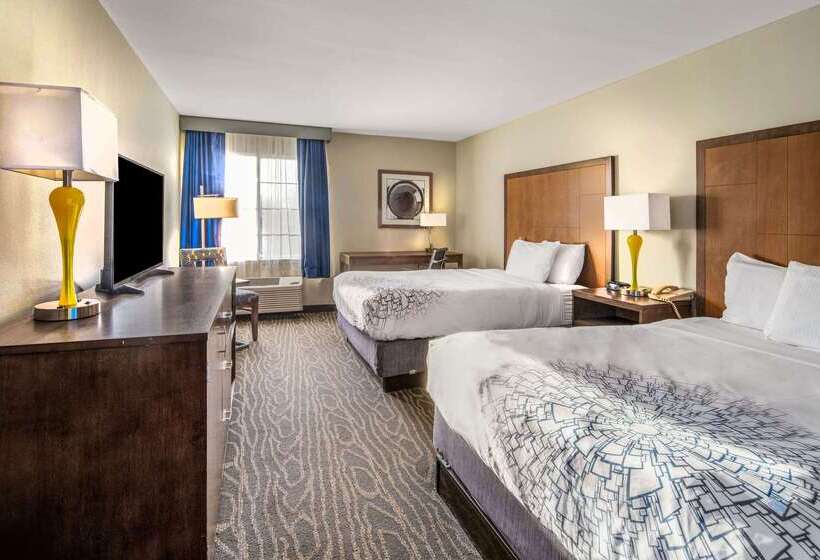 هتل La Quinta By Wyndham Brownsville North
