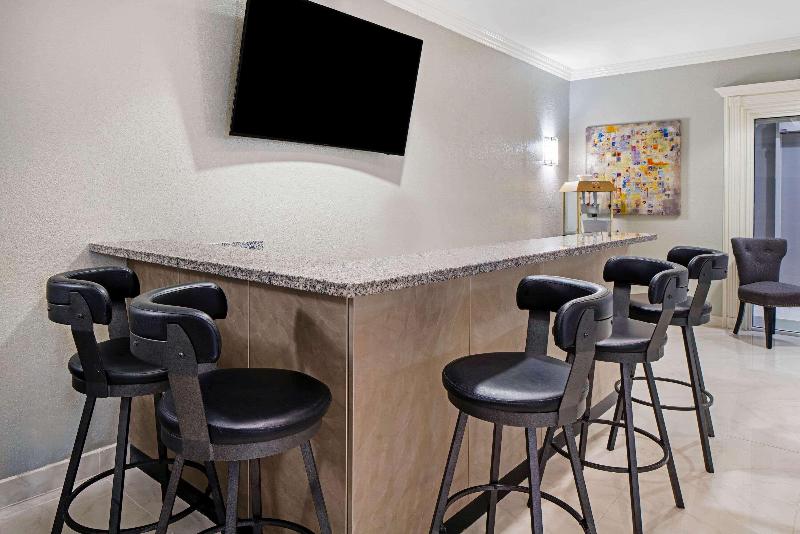هتل La Quinta By Wyndham Brownsville North