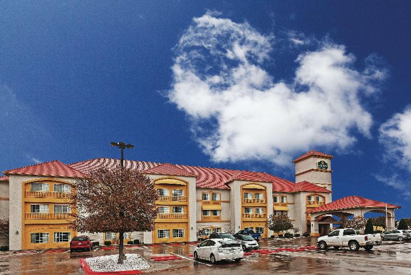 هتل La Quinta By Wyndham Weatherford