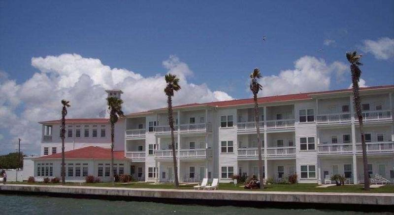 هتل Lighthouse Inn At Aransas Bay