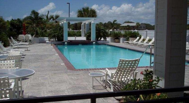 هتل Lighthouse Inn At Aransas Bay