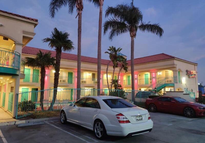 هتل Lyfe Inn & Suites By Aga  Lax Airport
