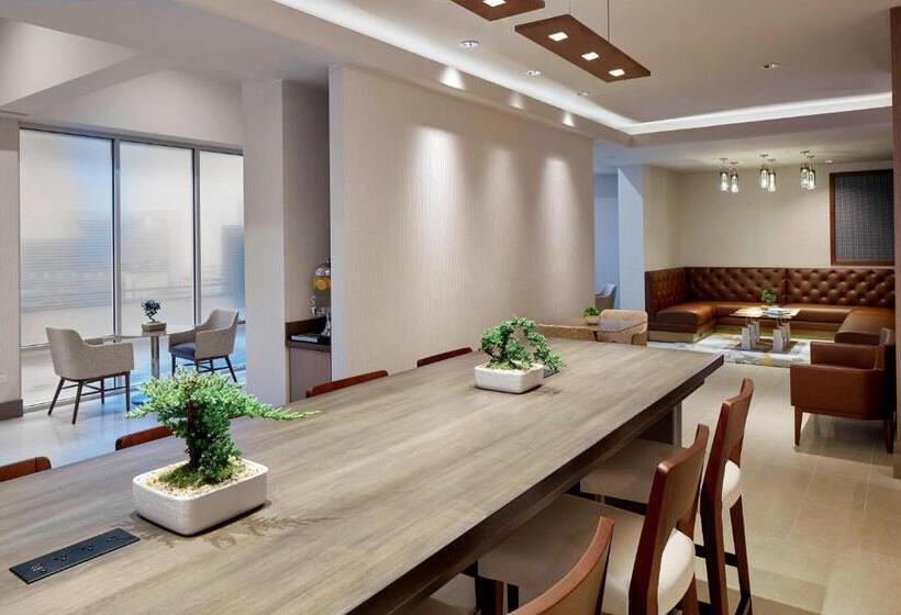 هتل Marriott Birmingham Grandview