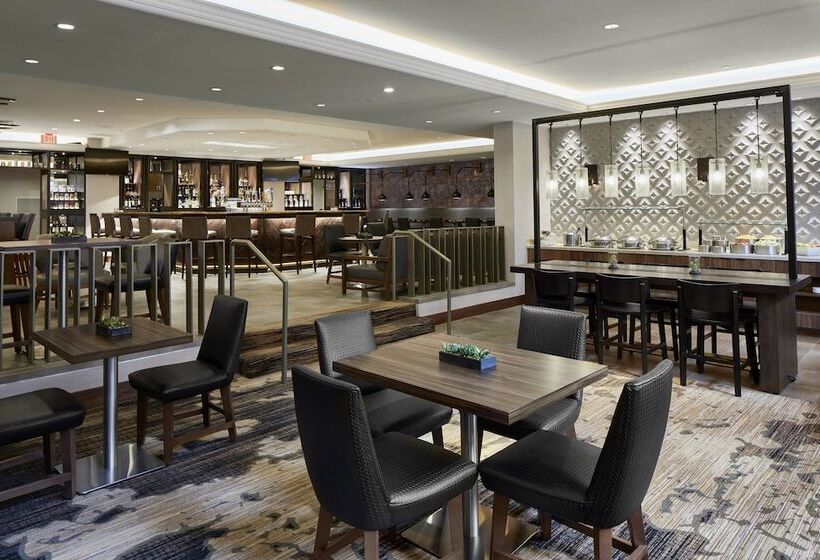هتل Marriott Columbus Northwest