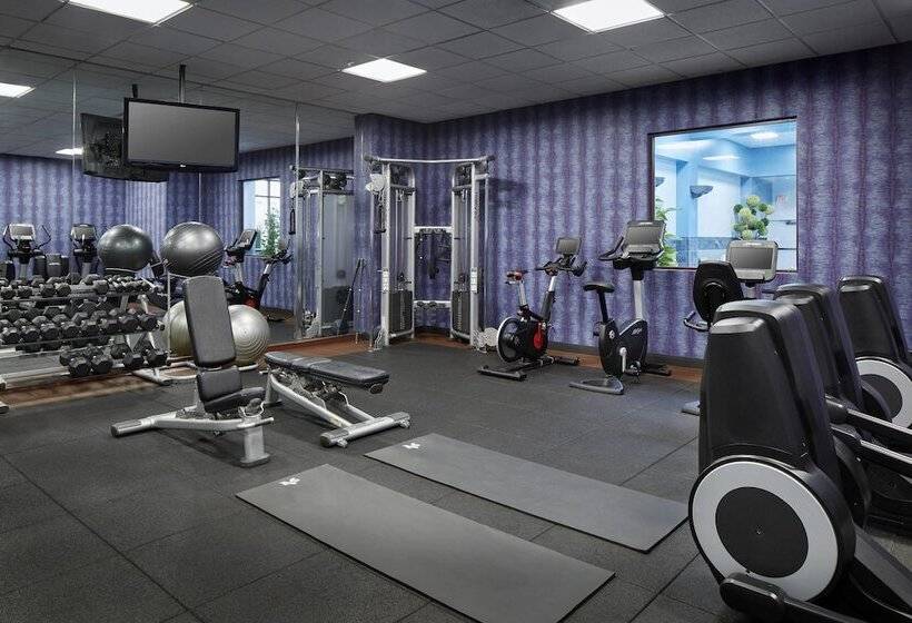 هتل Marriott Columbus Northwest