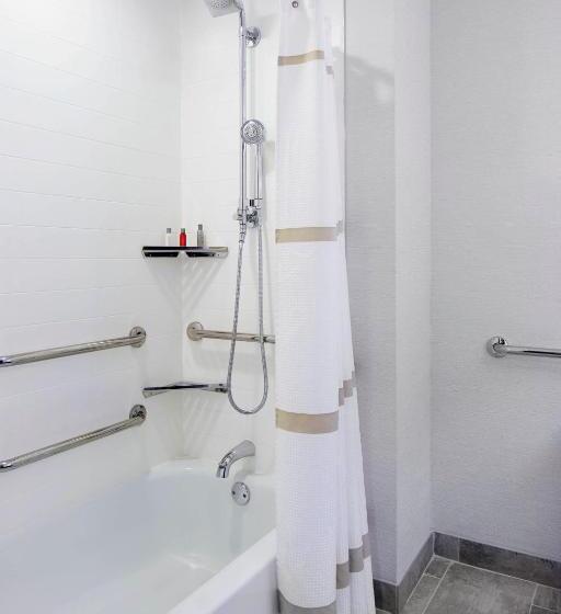 هتل Marriott Columbus Northwest