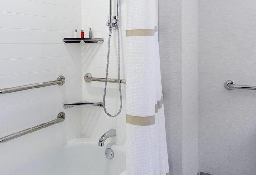 هتل Marriott Columbus Northwest