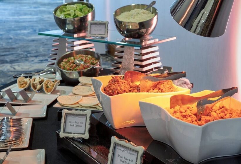 هتل Marriott Dallas Las Colinas