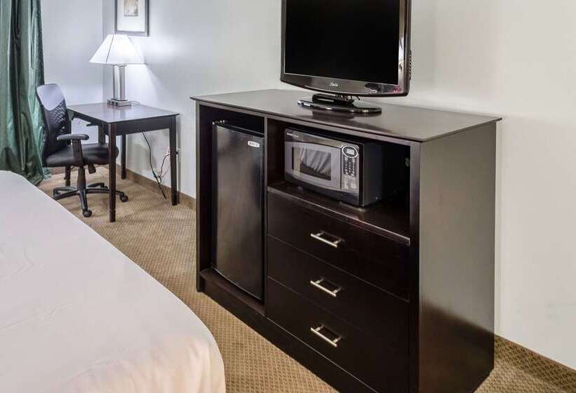 هتل Quality Inn