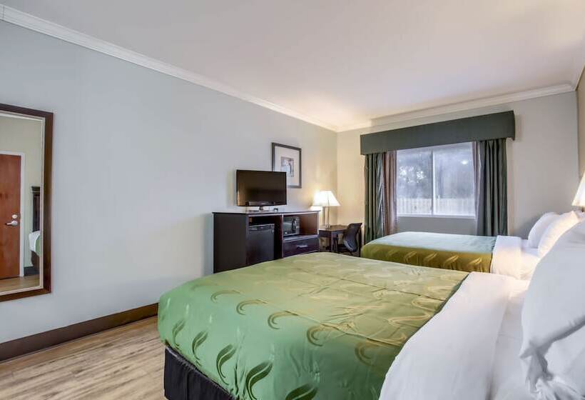 هتل Quality Inn