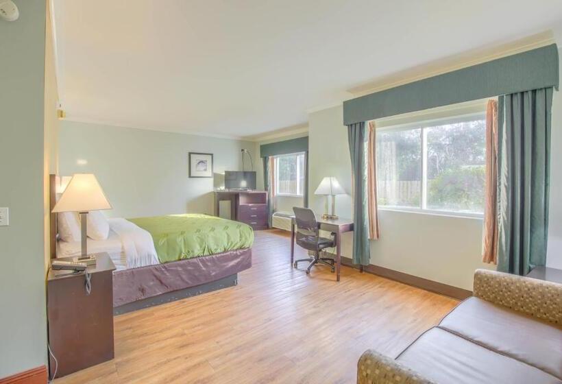 هتل Quality Inn