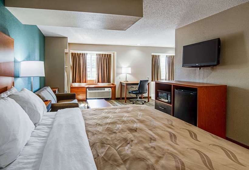 호텔 Quality Inn & Suites I81 Exit 7