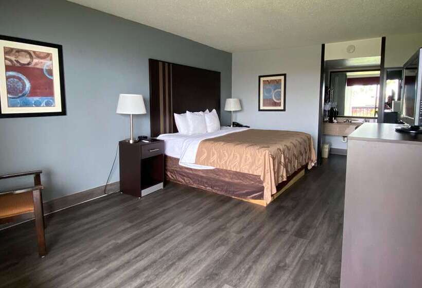 Отель Quality Inn & Suites Gulf Breeze Bayside Near Pensacola Beach
