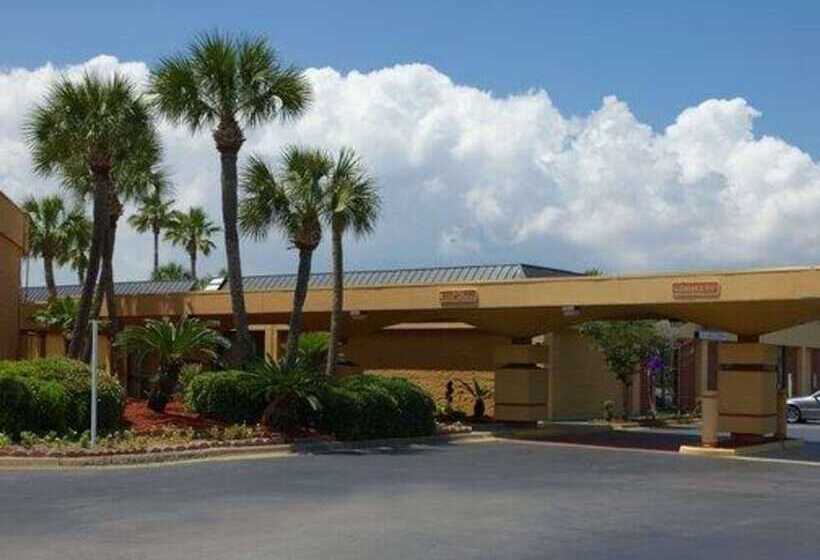 בית מלון כפרי Quality Inn & Suites Gulf Breeze Bayside Near Pensacola Beach