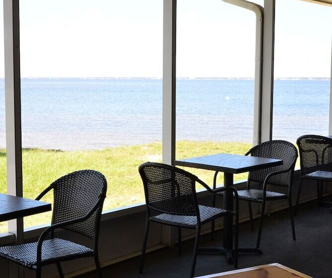 בית מלון כפרי Quality Inn & Suites Gulf Breeze Bayside Near Pensacola Beach