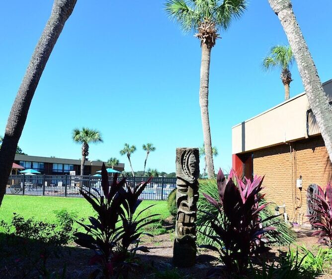 בית מלון כפרי Quality Inn & Suites Gulf Breeze Bayside Near Pensacola Beach