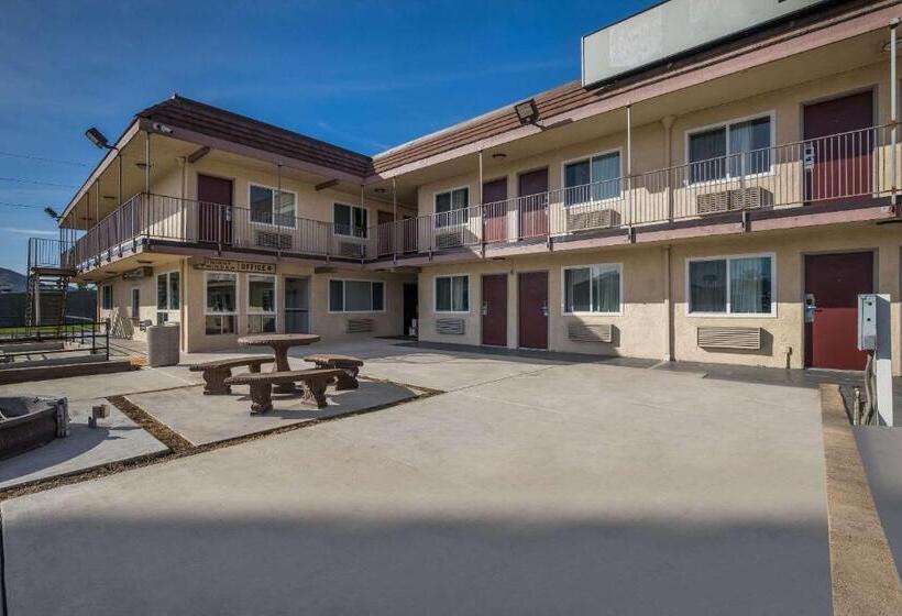 فندق Rodeway Inn San Bernardino