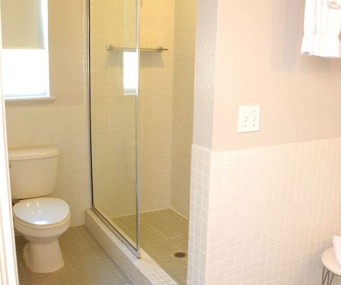 Fotos del hotel The Eo Inn  Downtown:  9