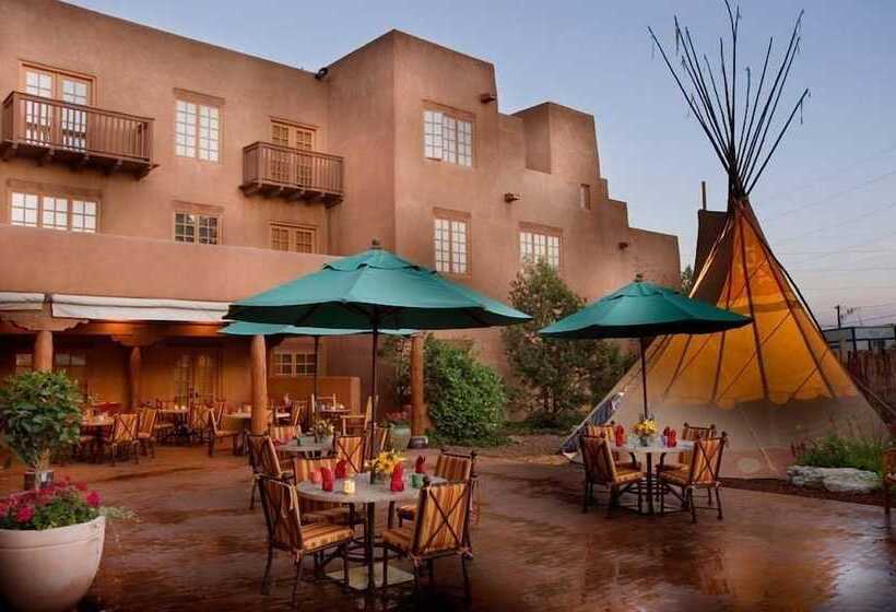 هتل The Hacienda & Spa