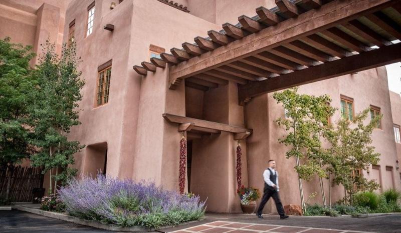 هتل The Hacienda & Spa