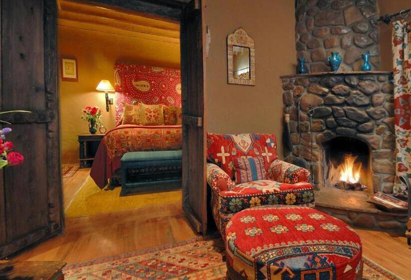 هتل The Inn Of The Five Graces