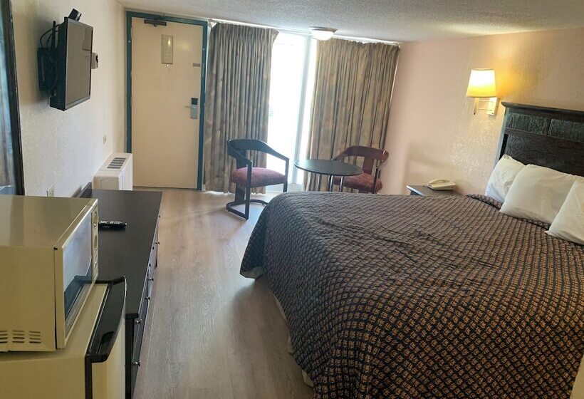 Отель Tollway Inn Beloit