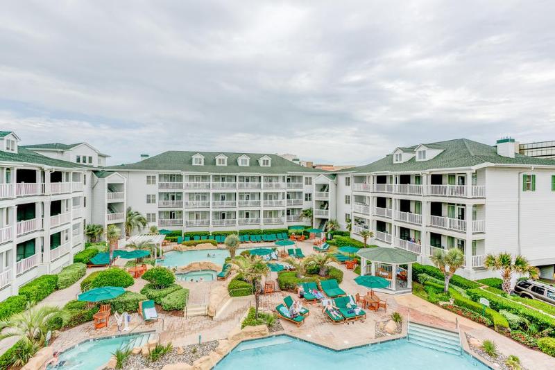 هتل Turtle Cay Resort