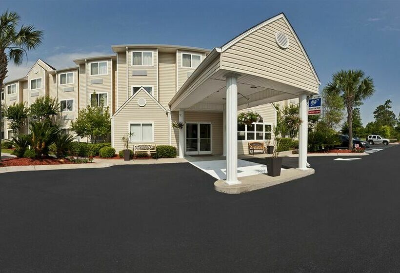 Microtel Inn & Suites Brunswick-North