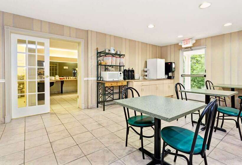 Microtel Inn & Suites By Wyndham Florence/cincinnati Airpo