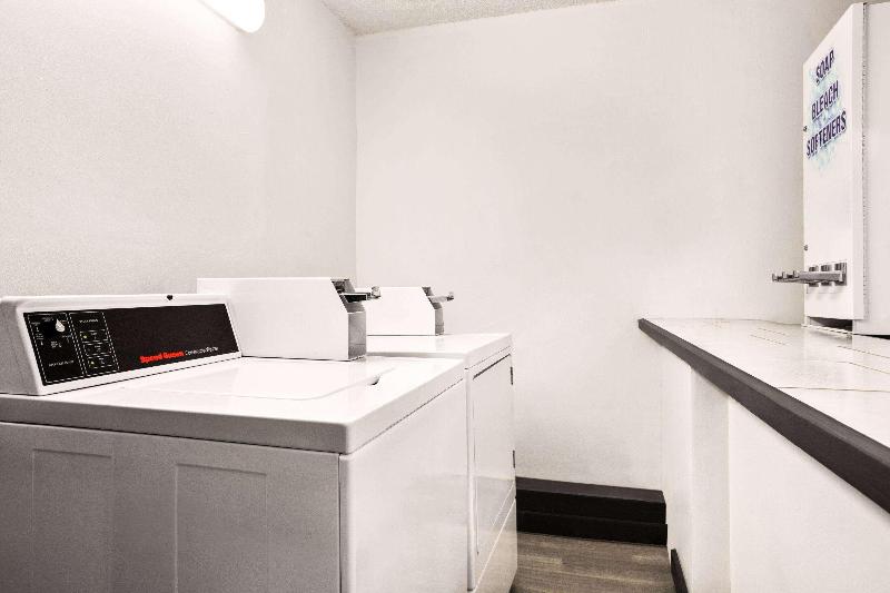 Microtel Inn & Suites By Wyndham Florence/cincinnati Airpo