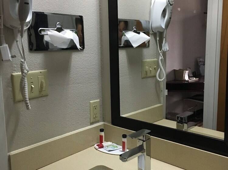 Microtel Inn By Wyndham   Murfreesboro