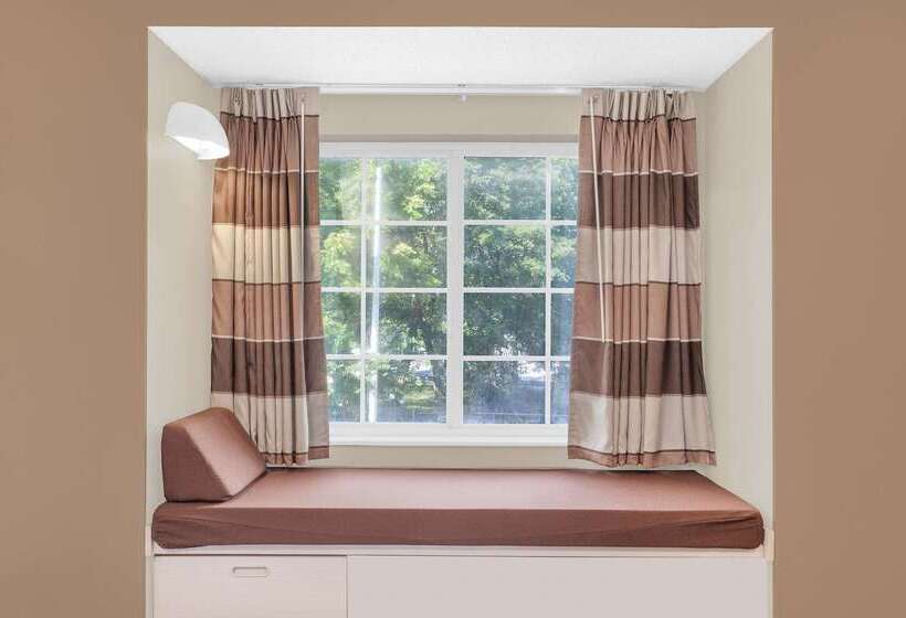 Microtel Inn And Suites   Salisbury
