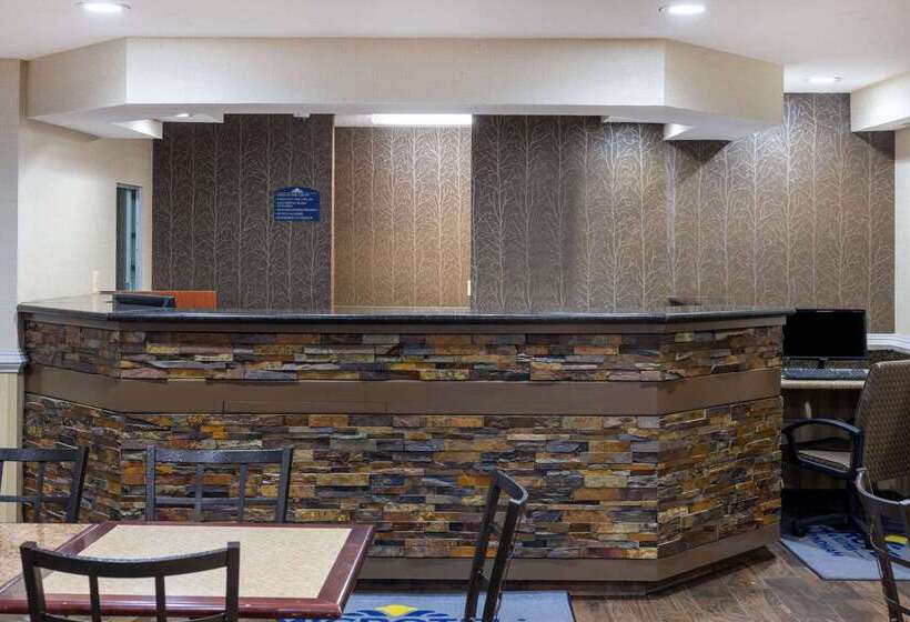Microtel Inn And Suites   Salisbury