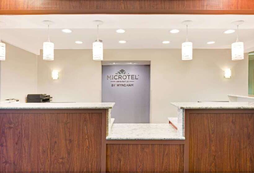 Microtel Inn & Suites Urbandale