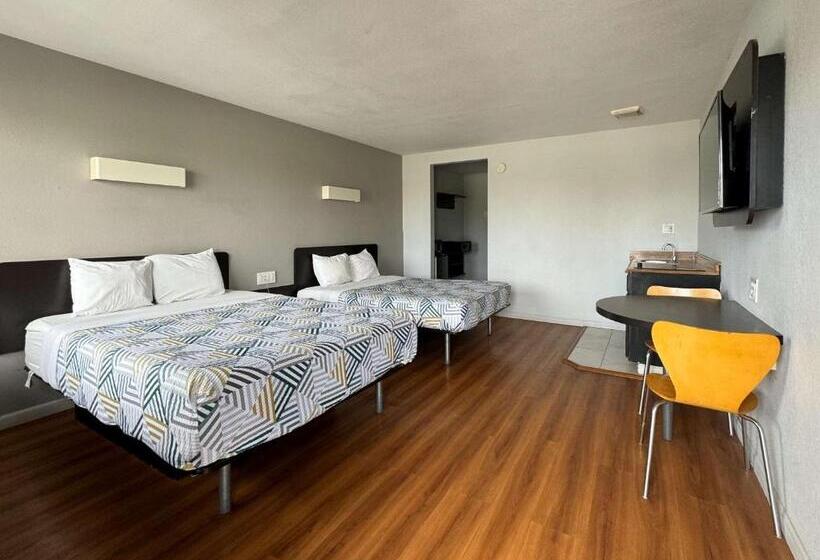 Motel 6 Delano, Ca