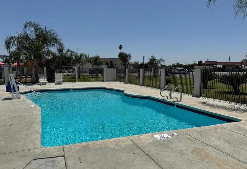 Motel 6 Delano, Ca