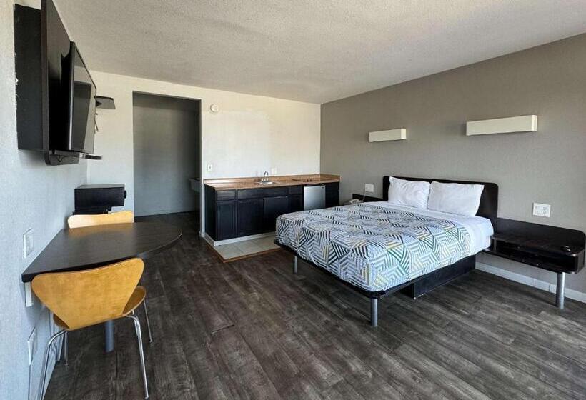 Motel 6 Delano, Ca