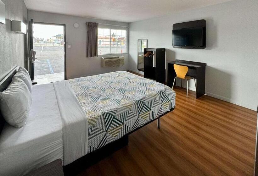 Motel 6 Delano, Ca