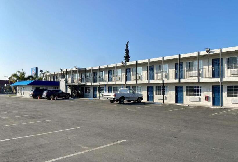 Motel 6 Delano, Ca