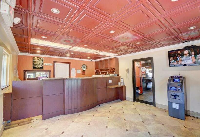 Plantation Inn Hotel And Lounge